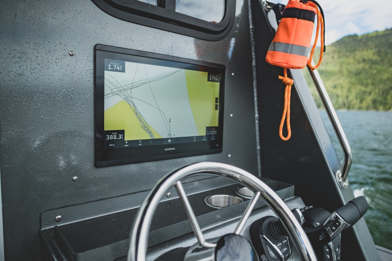 KingFisher 3025 XRS Offshore 2025