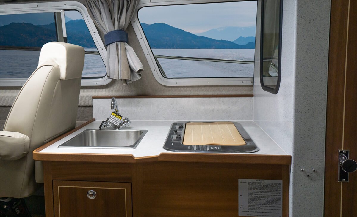 KingFisher 2825 2025 Destination Offshore