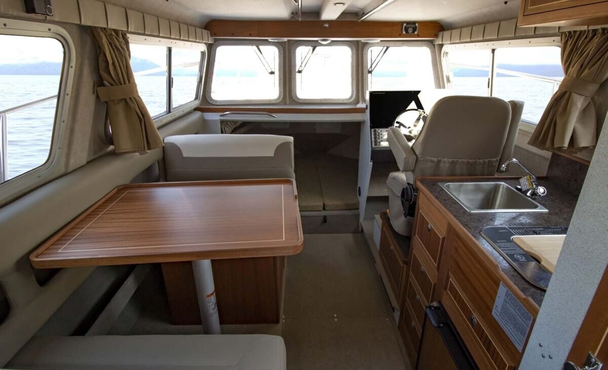 KingFisher 2825 2025 Destination Offshore