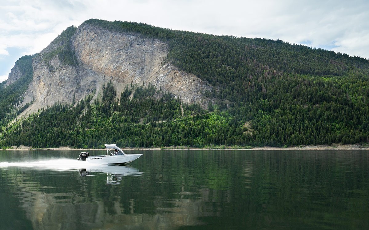 KingFisher 1825 Falcon Sport 2025