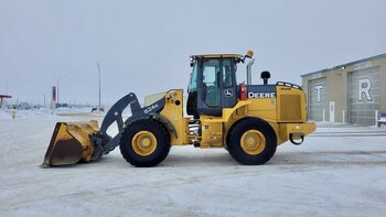 2013 John Deere 624K Wheel Loader