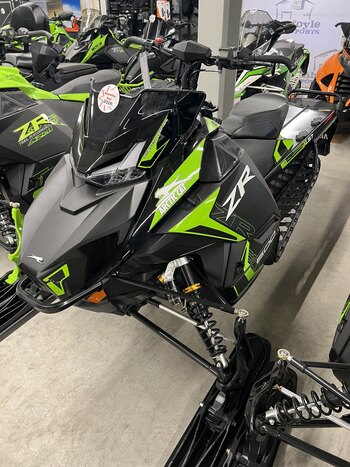 2026 ARCTIC CAT ZR 600 137 EPS GREEN EXCLUSIVE DEMO