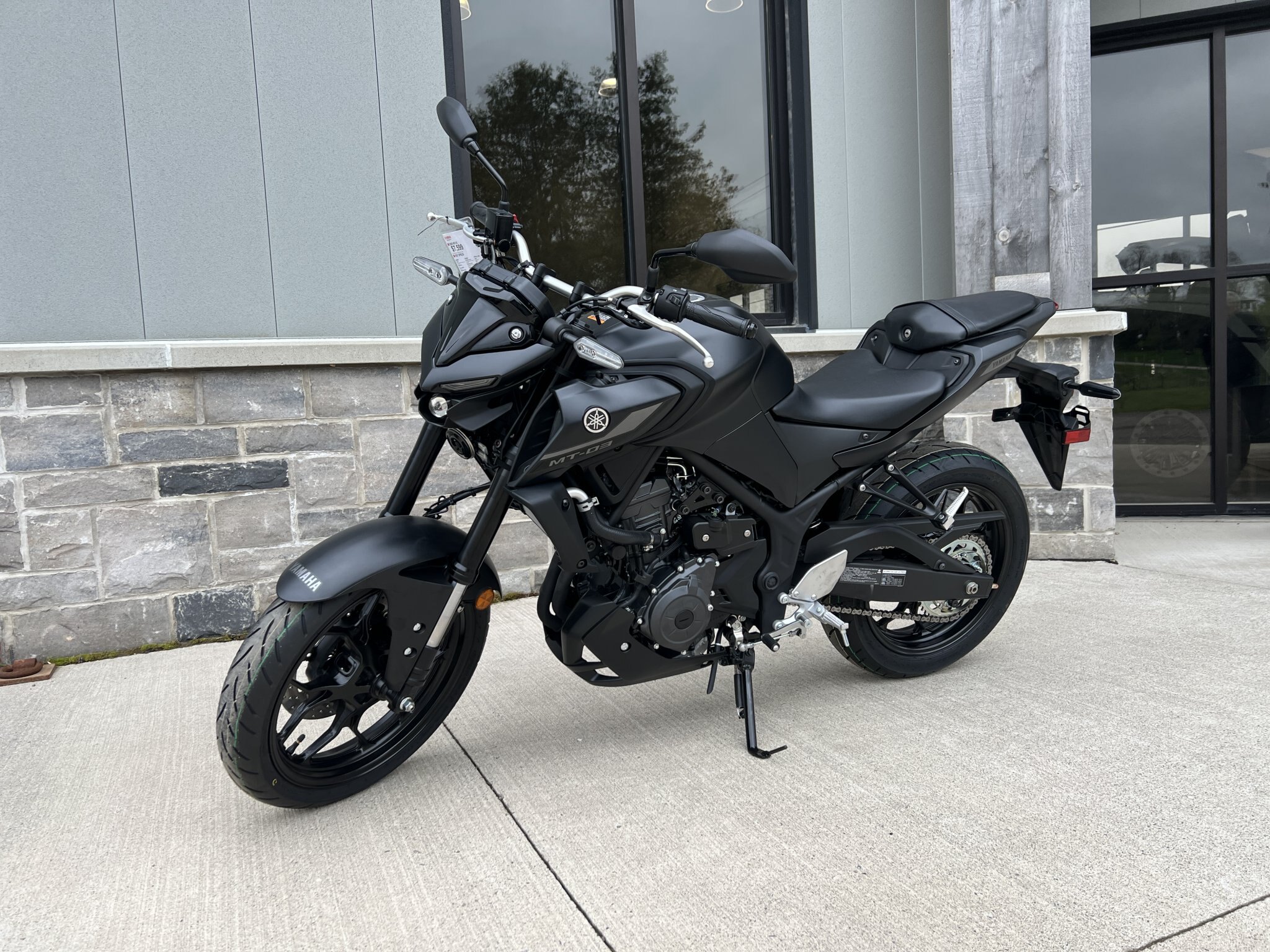 2026 YAMAHA MT 03 RAVEN BLACK INSTANT CASH REBATE or 0% FINANCING