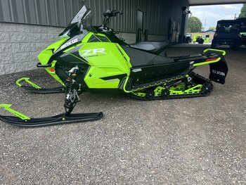 2027 Arctic Cat ZR 600 Sno Pro EPS 137 SECURE NOW FOR THE FALL!