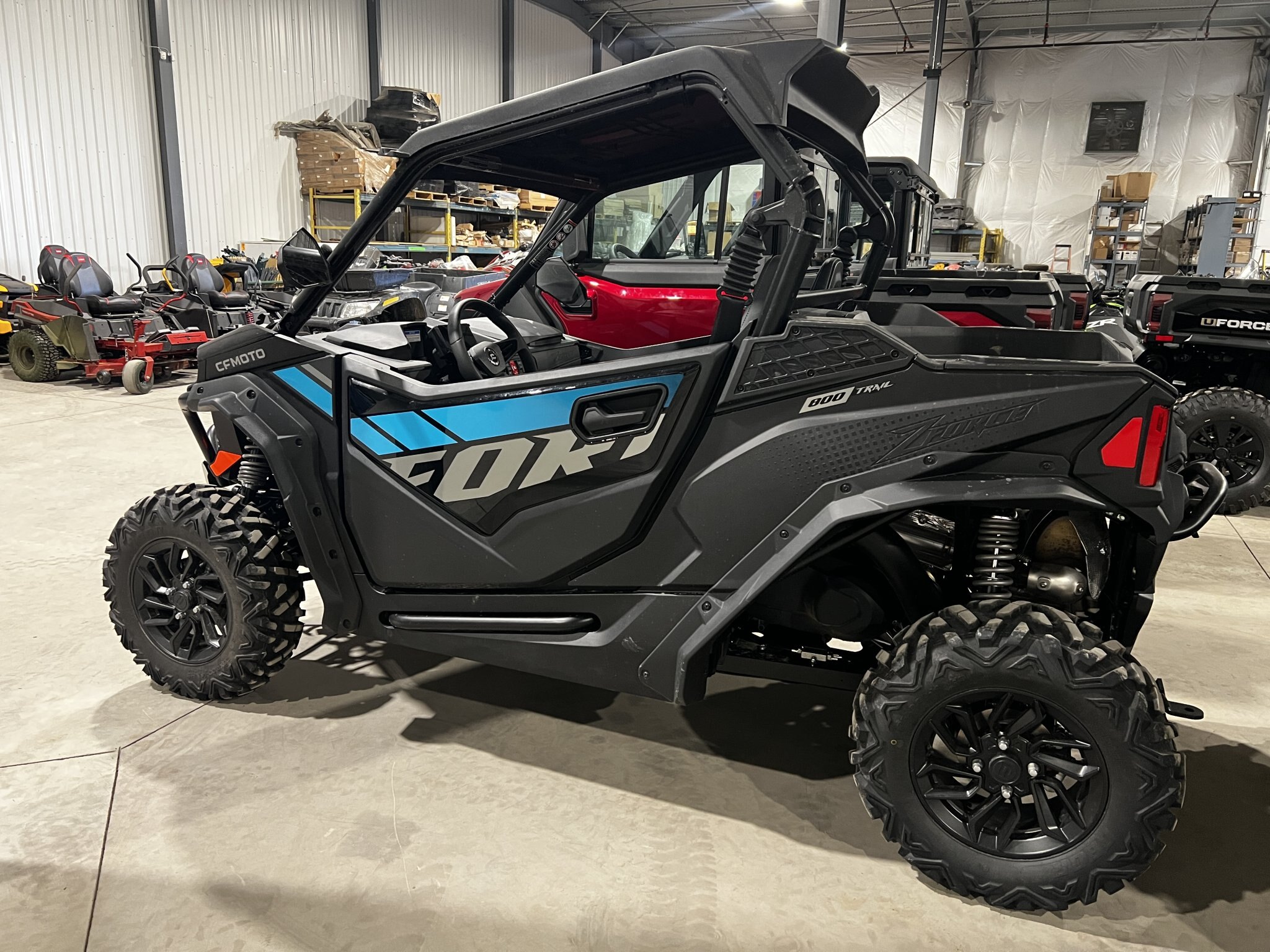 2026 CF MOTO ZFORCE 800 TRAIL NEBULA BLACK DEMO
