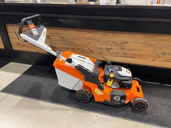 STIHL NEW RMA 460 19 Battery Powered Mower