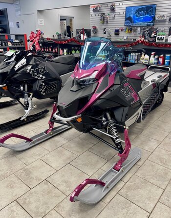 2026 motoneige Arctic Cat HCX 858