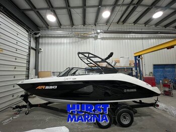 2023 Yamaha Boats SX 195