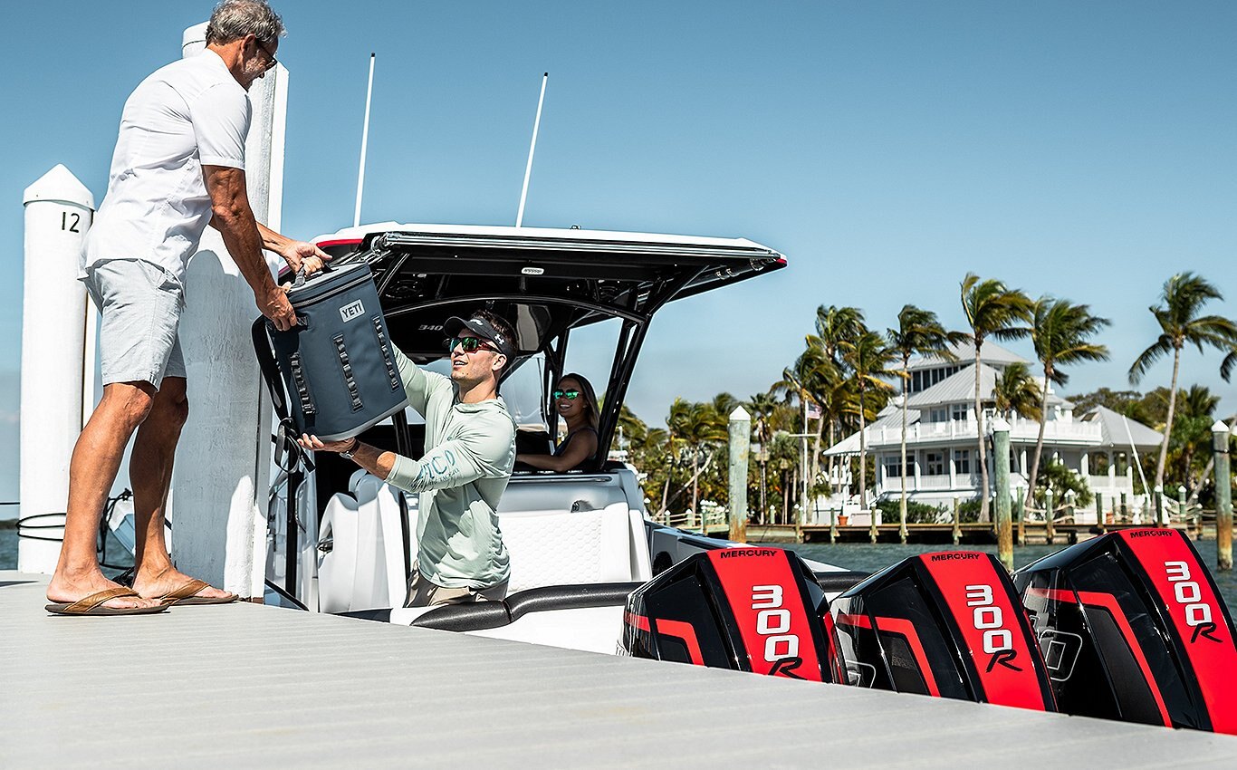 Mercury Racing 300R Cold Fusion White