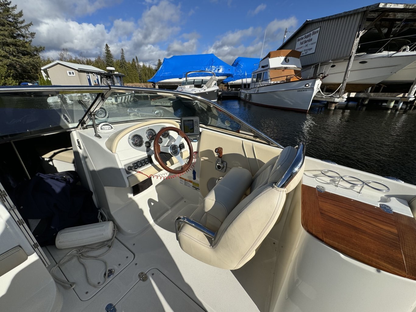 2010 Chris Craft 25 Launch Heritage