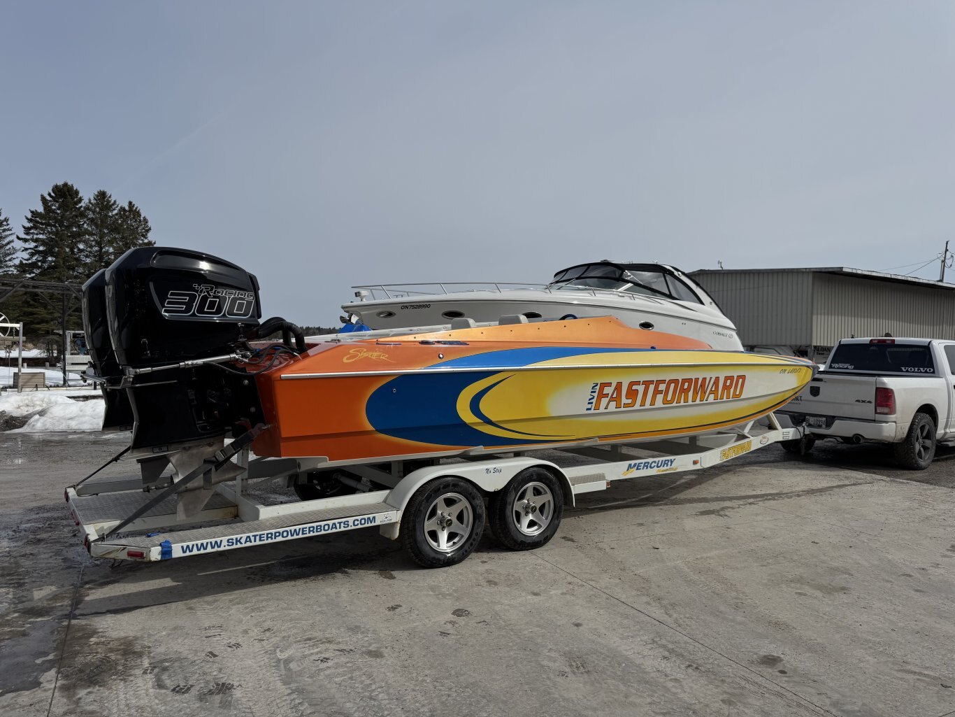 1986/ 2010 Skater 24