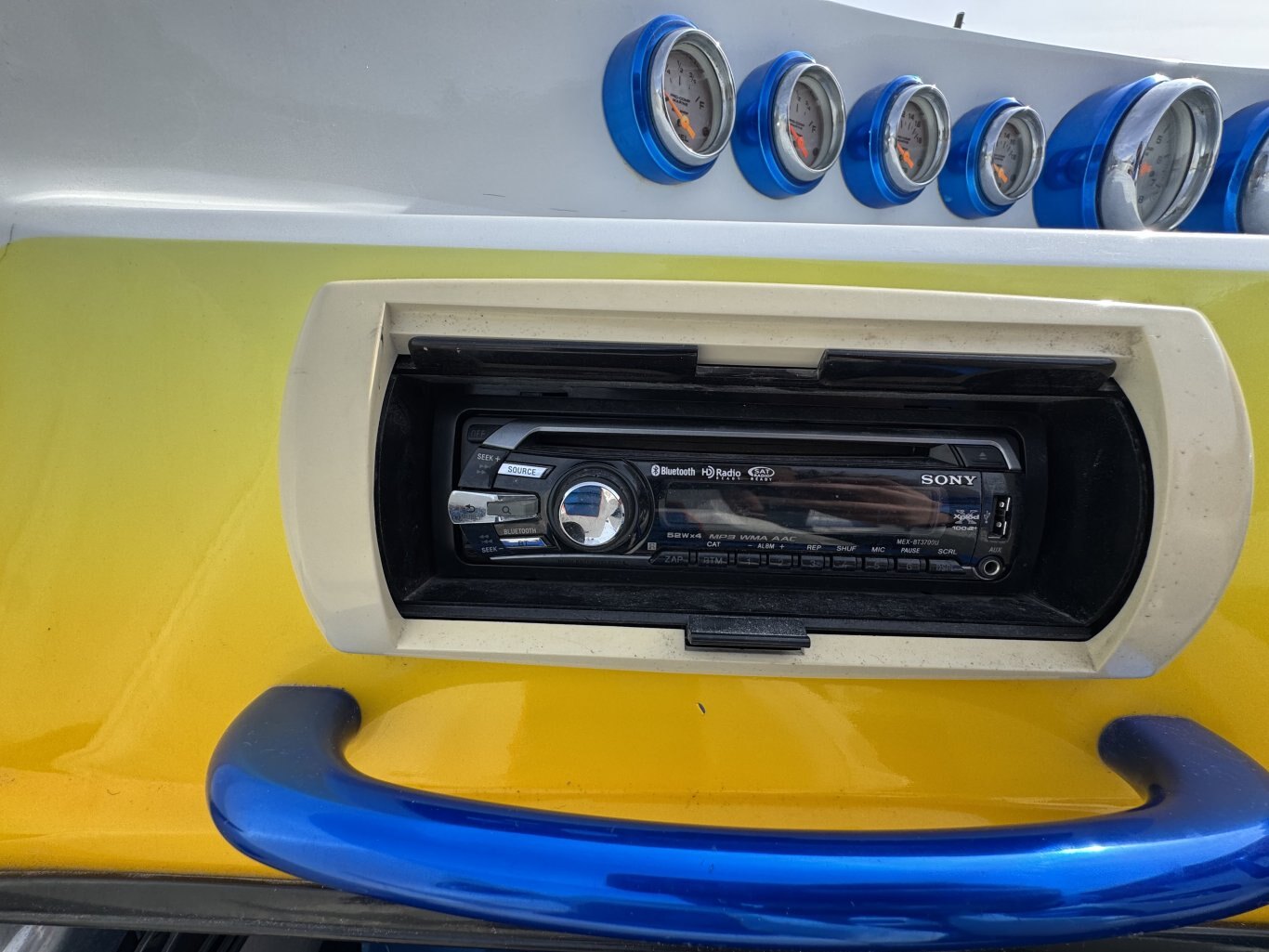 1986/ 2010 Skater 24