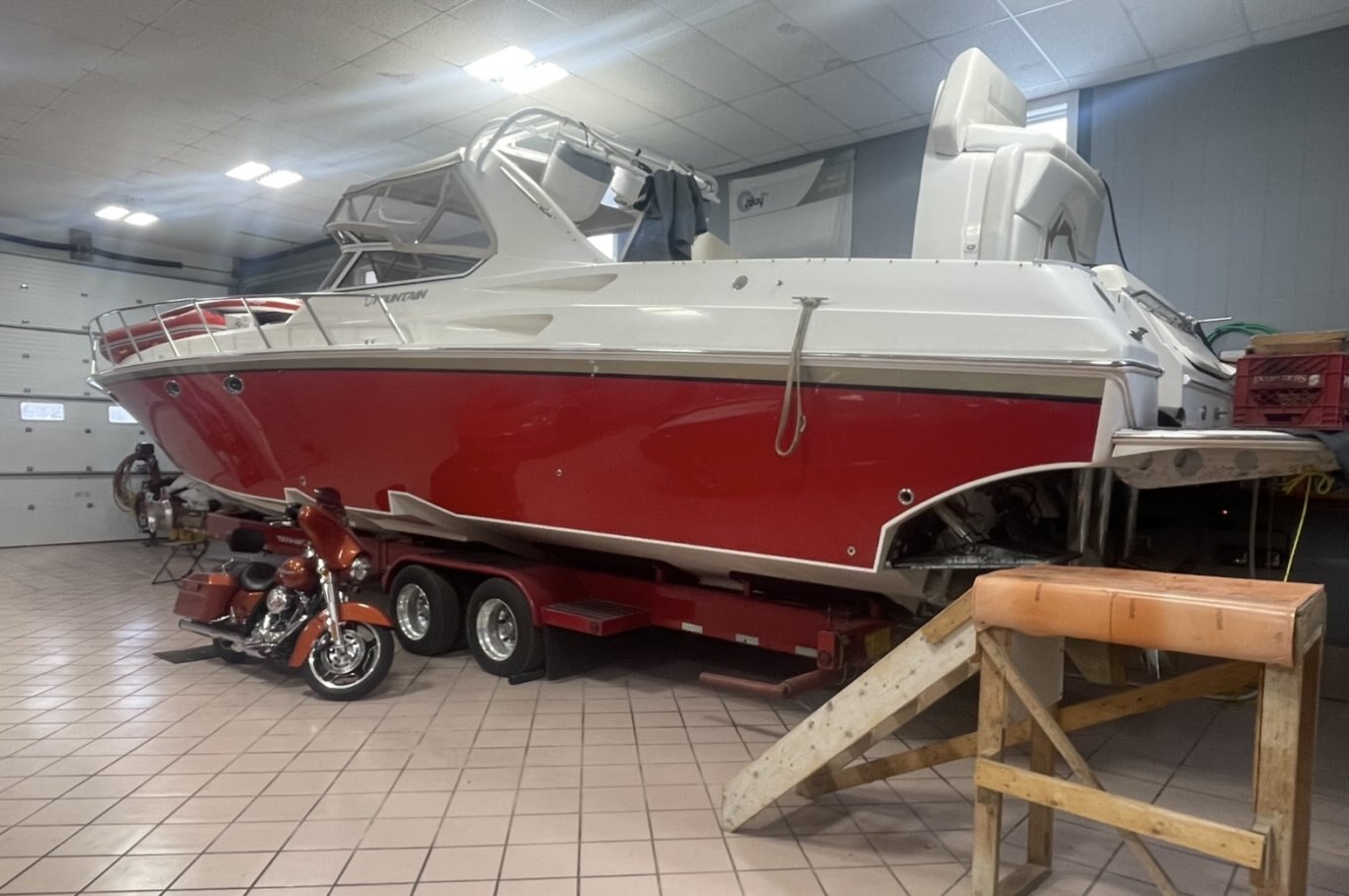 2005 Fountain 48 Express Cruiser