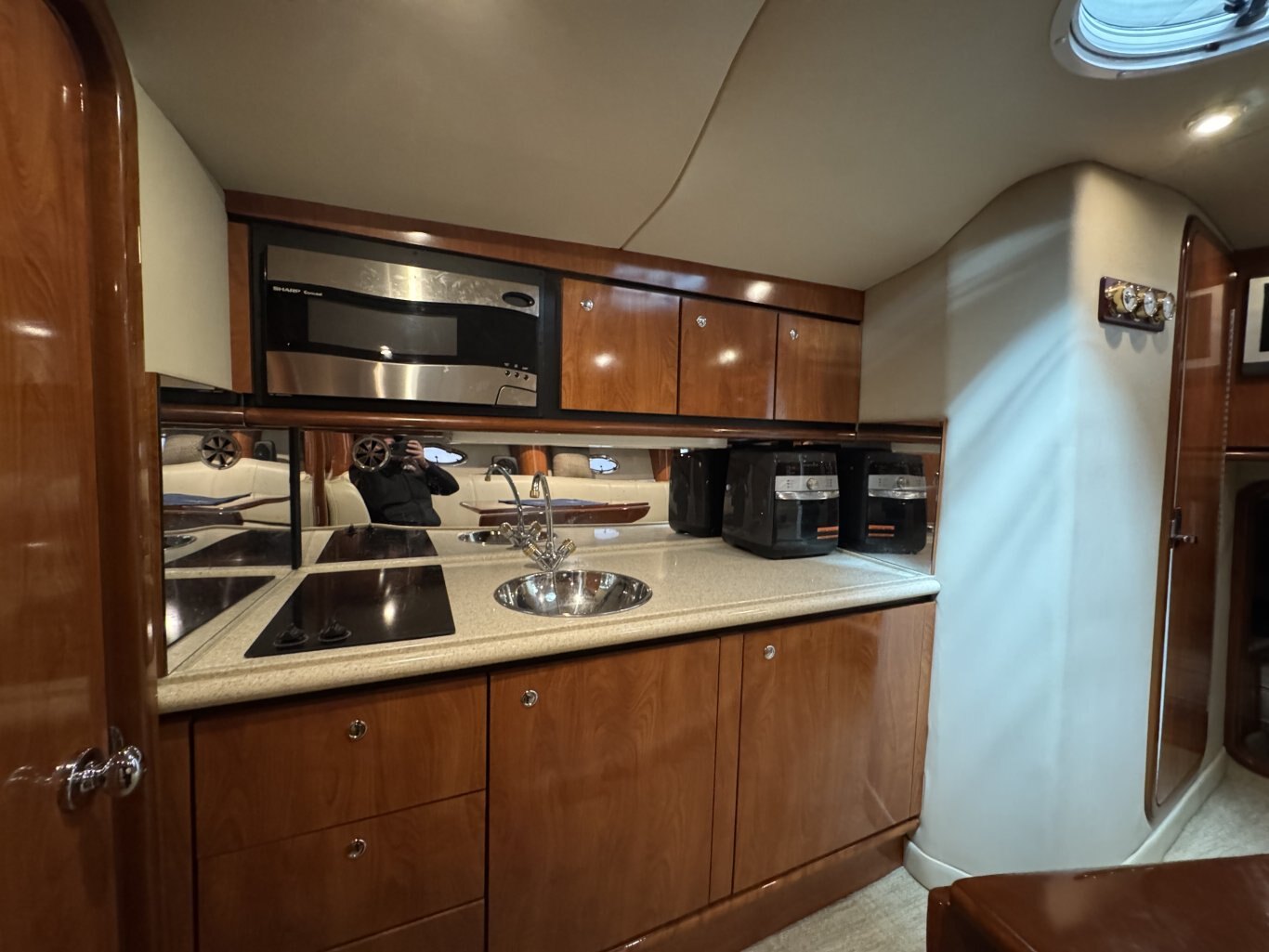 2005 Fountain 48 Express Cruiser