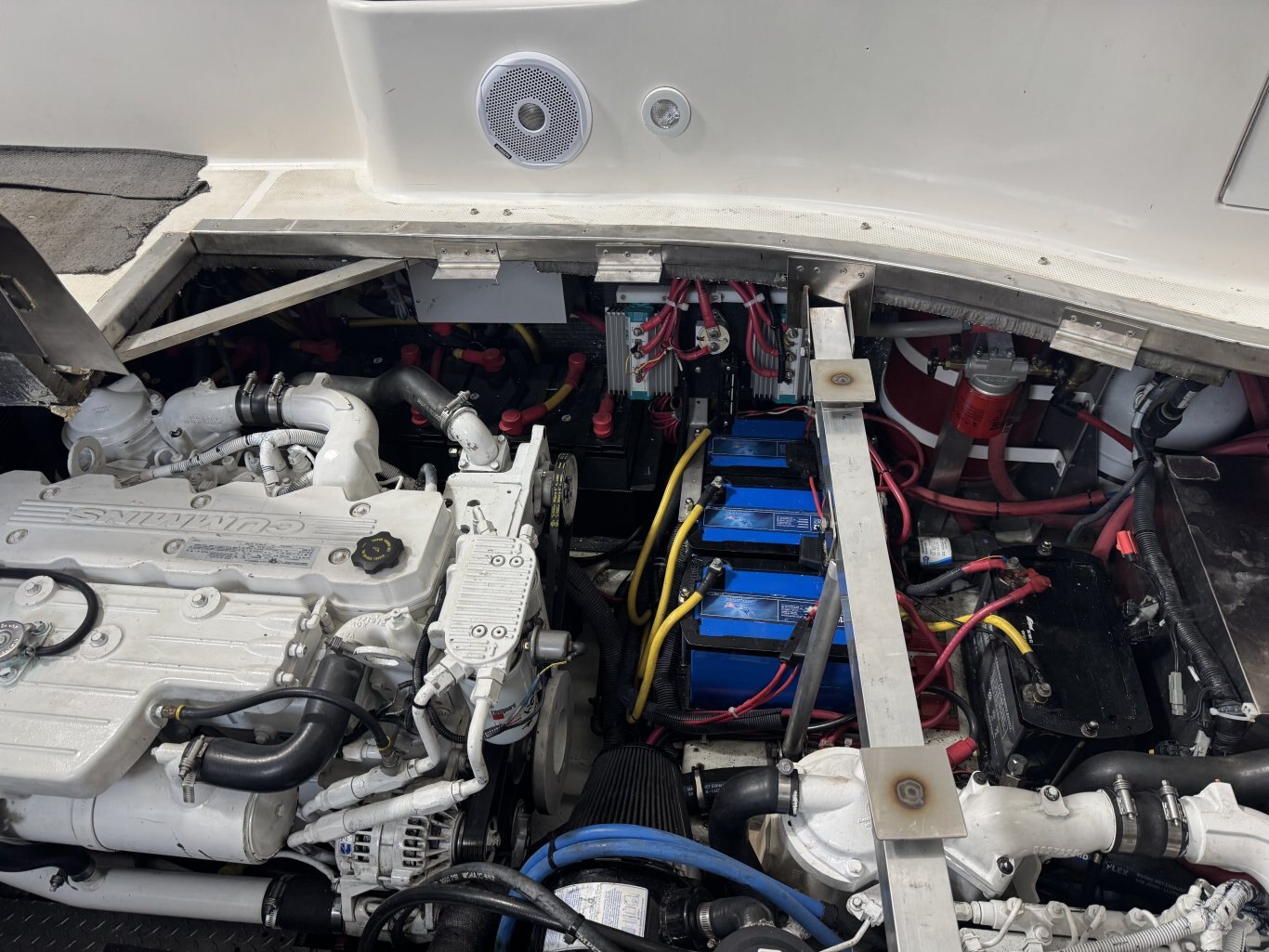 2005 Fountain 48 Express Cruiser