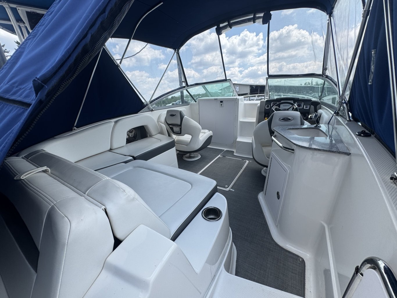 2015 Chaparral 225 SSi Elite