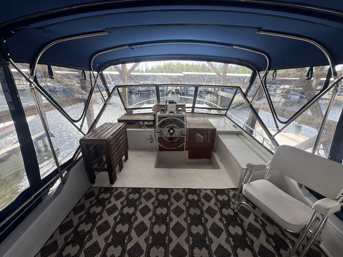 1974 Trojan 36 Tri Cabin