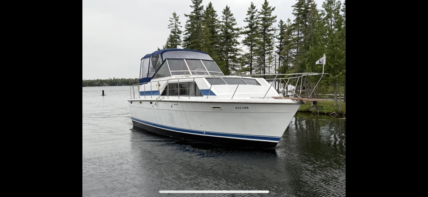 1974 Trojan 36 Tri Cabin