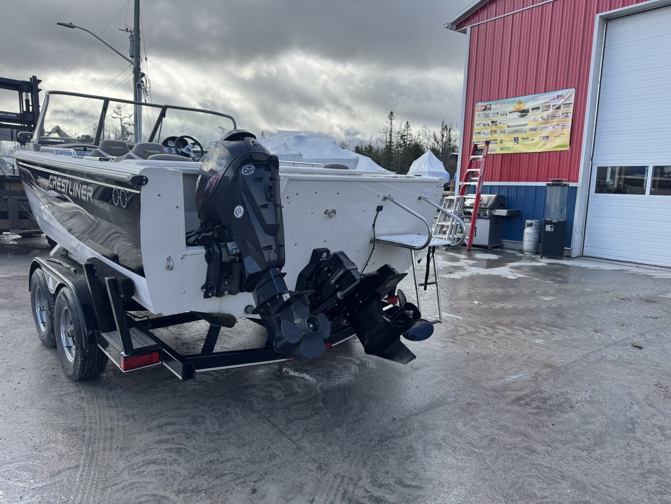 2005 Crestliner 1950 SportFish I/O