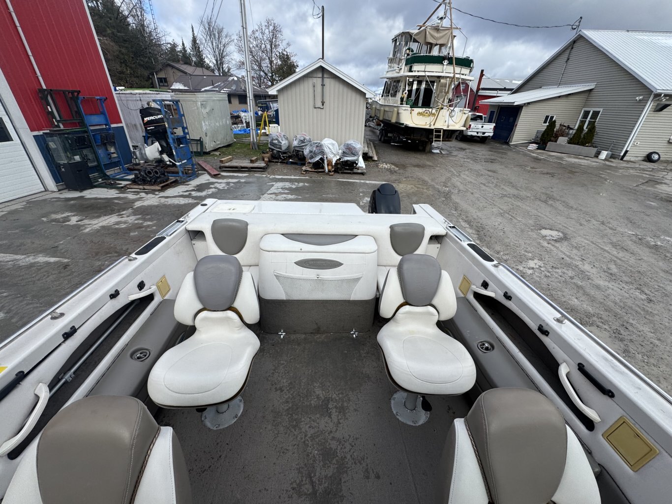2005 Crestliner 1950 SportFish I/O