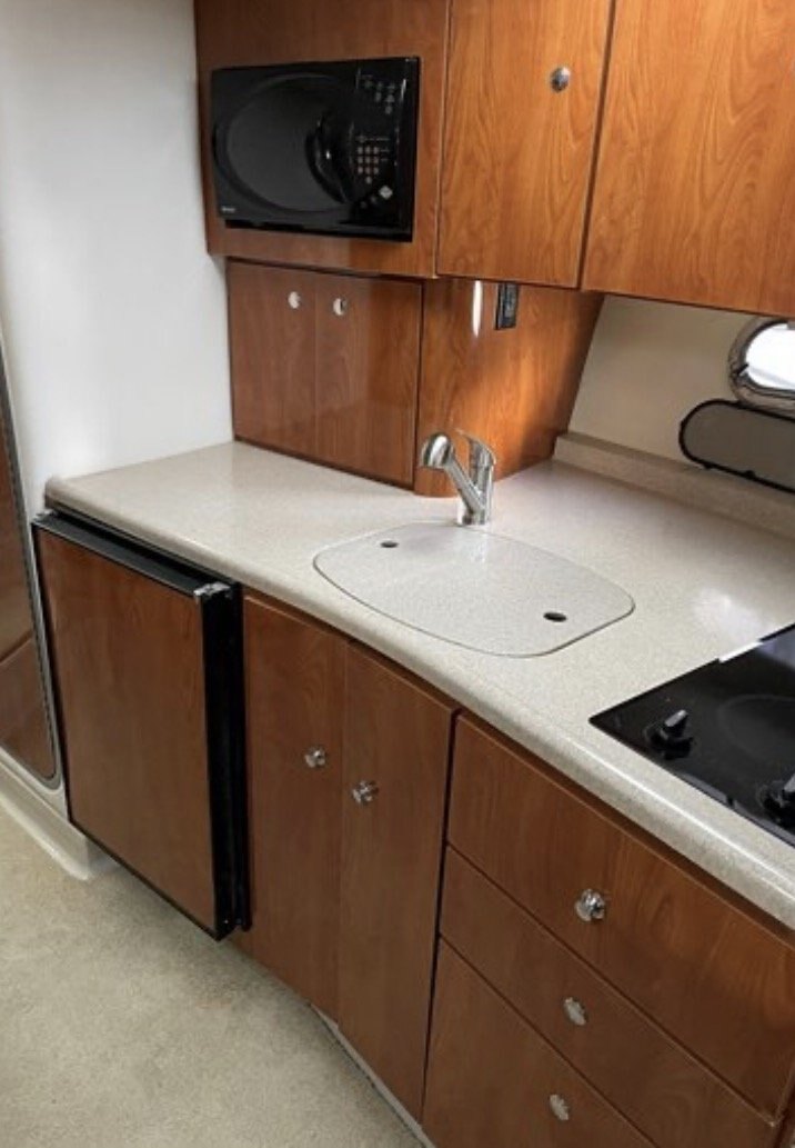 2005 Four Winns 328 Vista