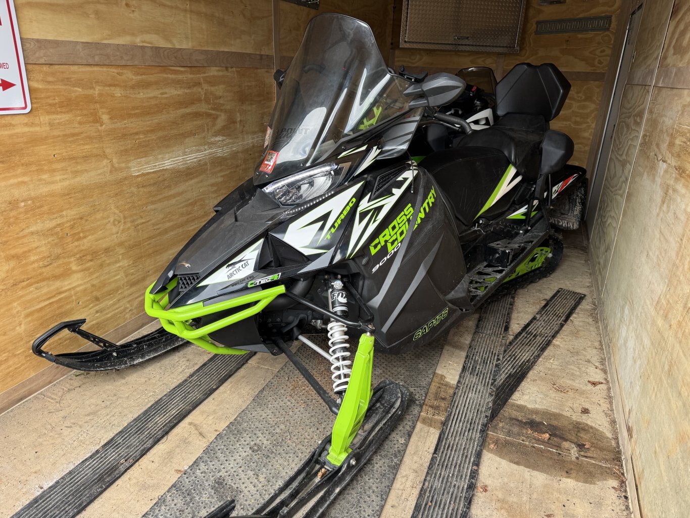 2018 Peach Cargo 7X16 V Nose Ramp Door