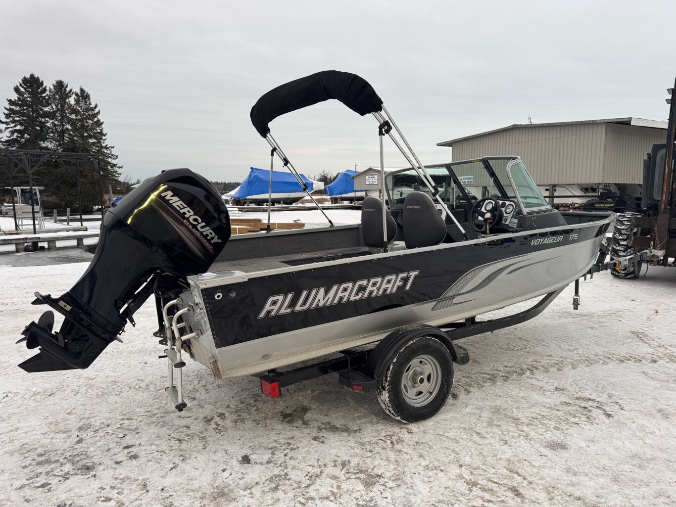 2014 Alumacraft Voyager 175