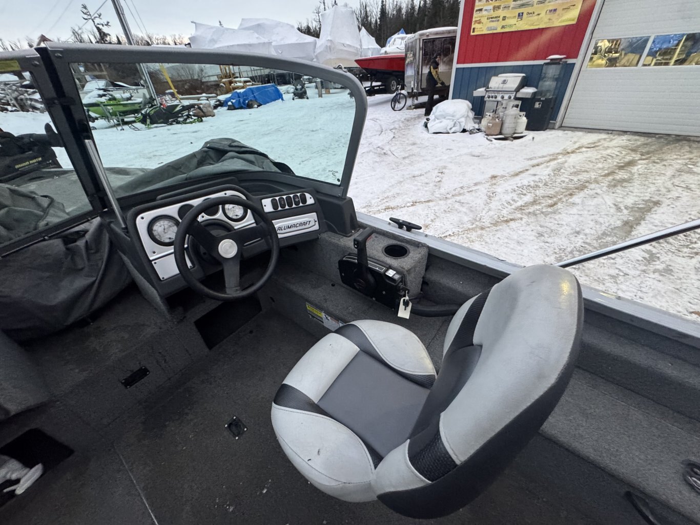 2014 Alumacraft Voyager 175