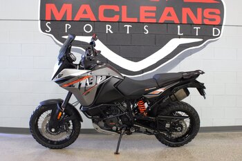 2024 KTM 1290 SUPER ADVENTURE S GREY