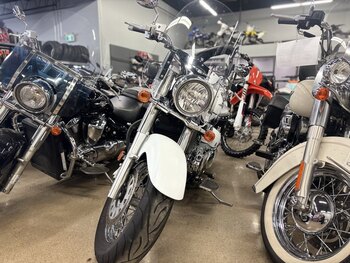 2008 SUZUKI C109RT