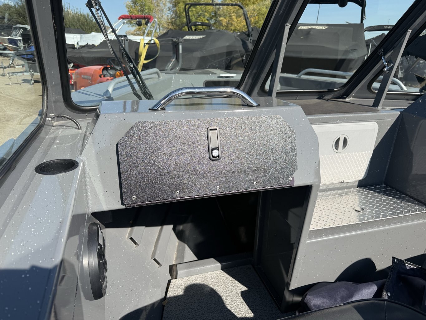 2023 RH Coastal 20ET with 200hp Yamaha SHO + 9.9hp Kicker
