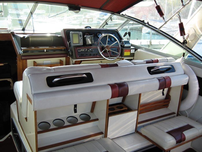 1989 SEARAY SUNDANCER 300