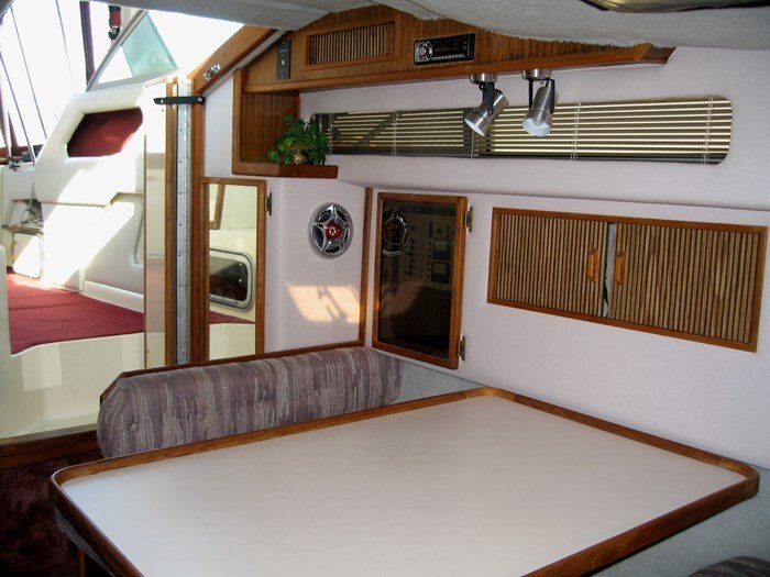 1989 SEARAY SUNDANCER 300