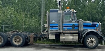 Tandem Axle Gooseneck Trailer