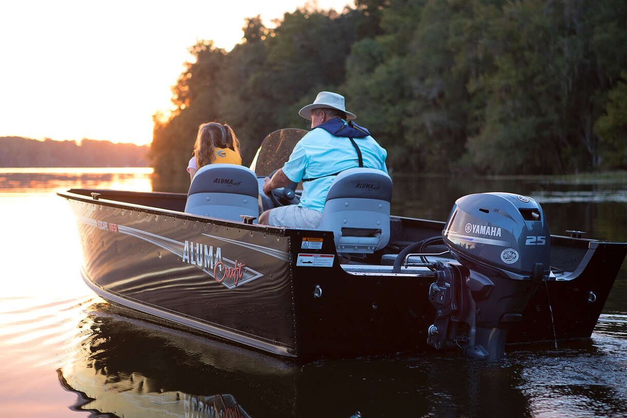 2025 YAMAHA 25HP FOUR STROKE 15'' SHAFT MANUAL START F25SMHC