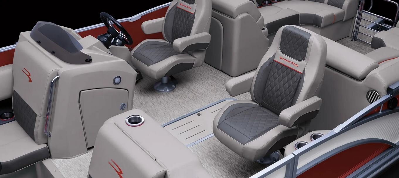 2025 Bennington L23 Swingback Bowrider w/ Arch 23 LTSBA