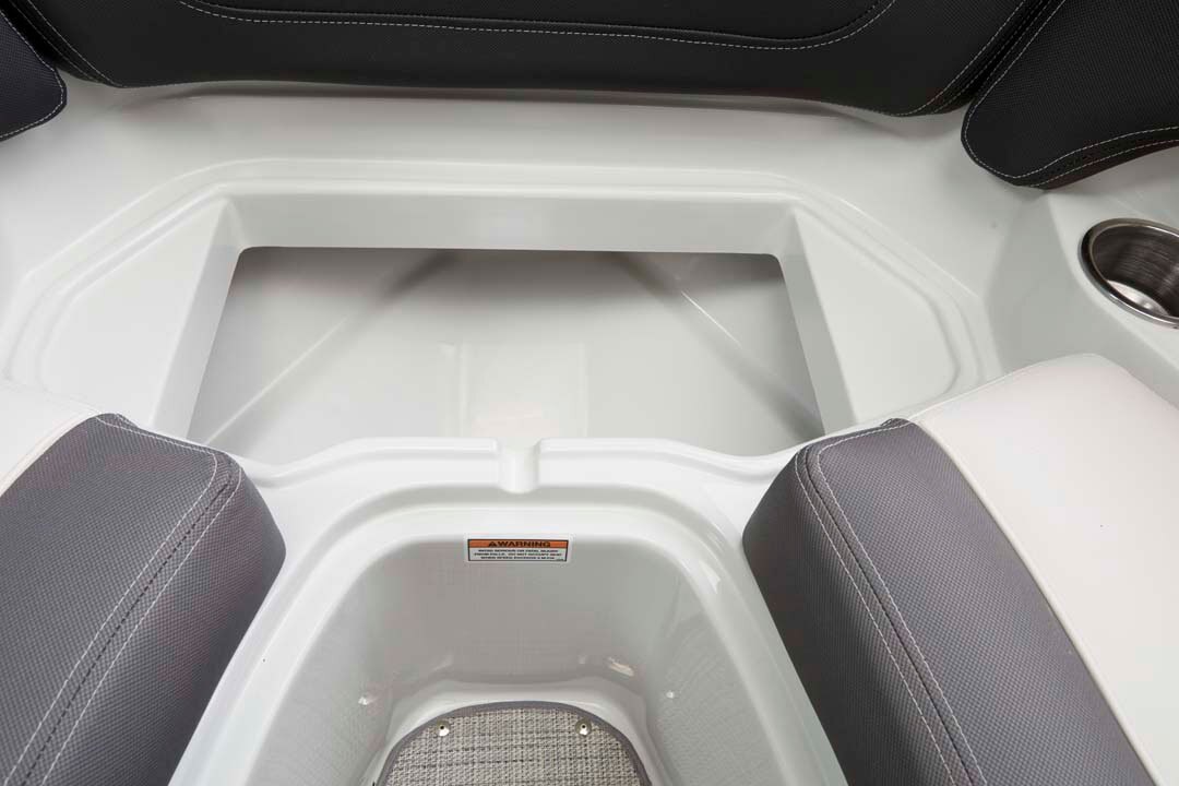 2025 Crownline 200 SS