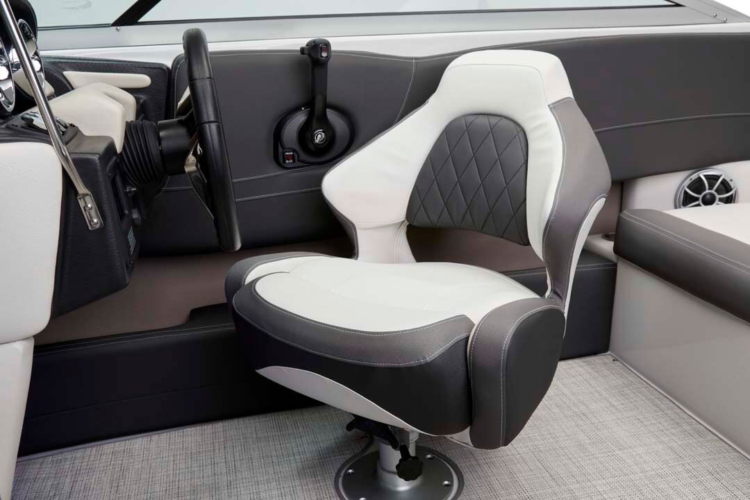 2025 Crownline 200 SS