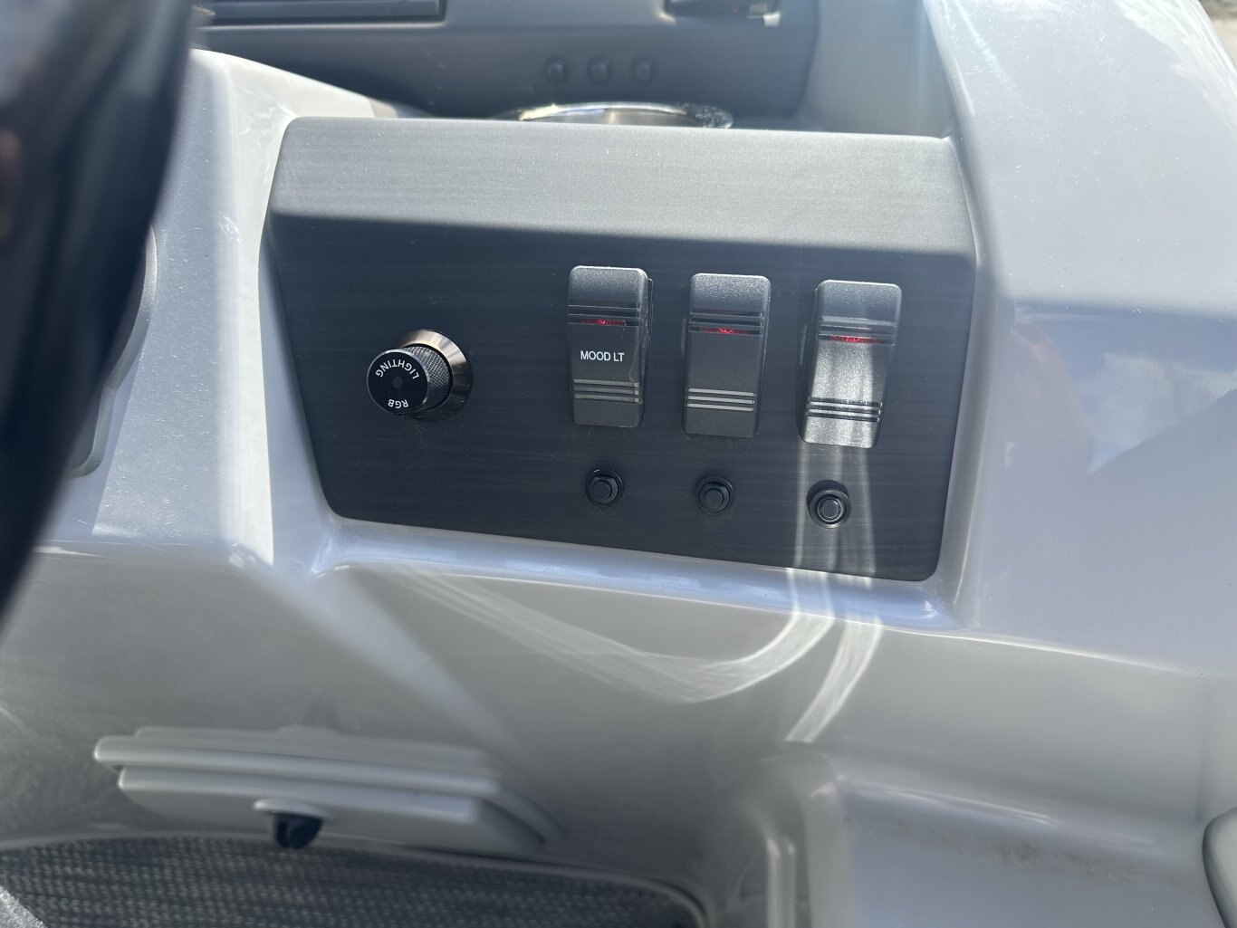 2023 Bennington 25 SXSRTD Top Deck Waterslide 175HP Yamaha VMAX SHO