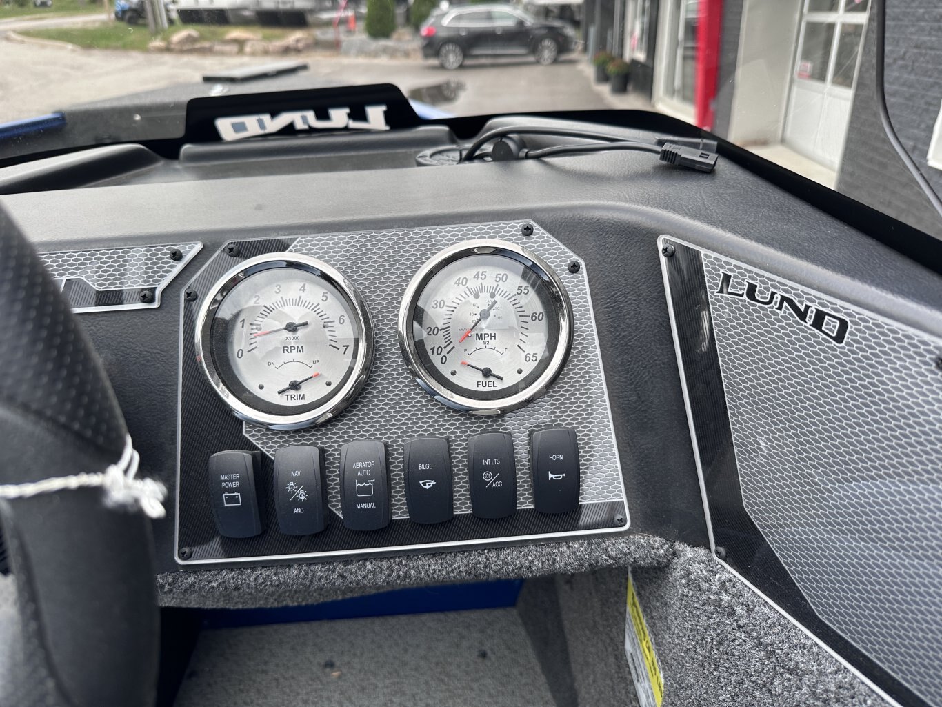 2024 Lund 1675 Adventure SS Mercury 90HP