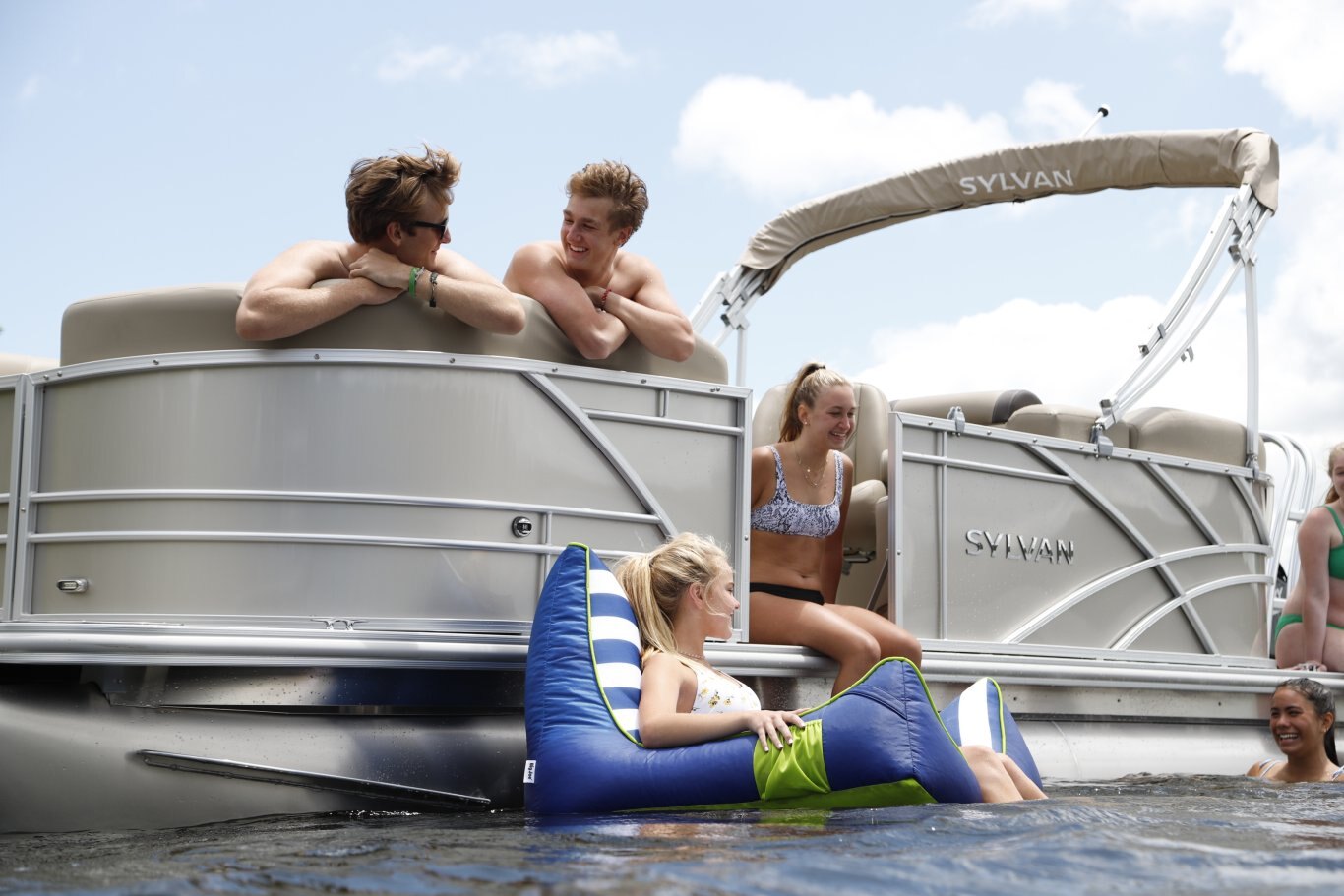 Sylvan Mirage Cruise 8522 CLZ DH