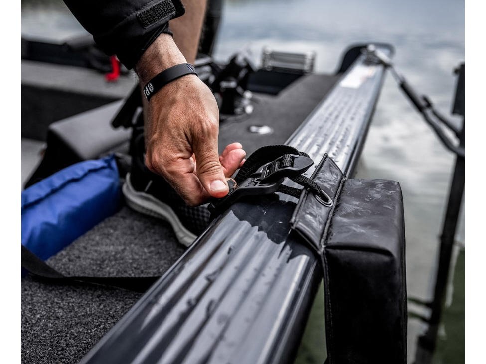 2026 Lund 1875 Pro Guide Tiller