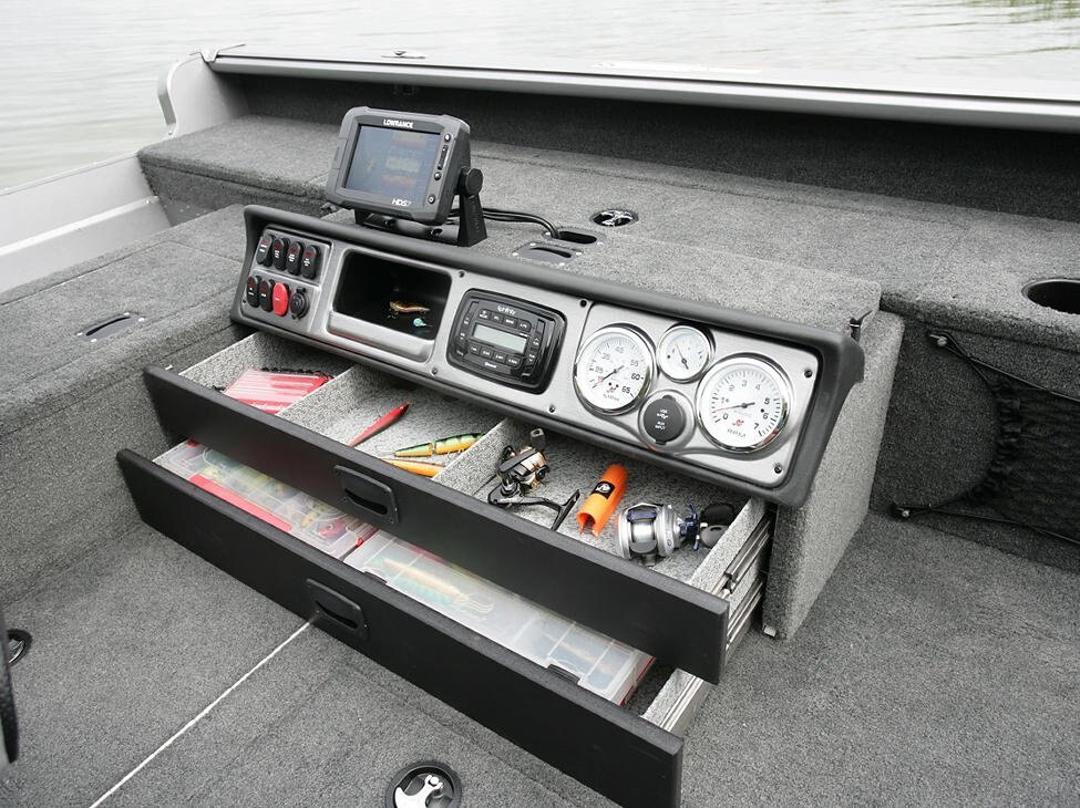 2026 Lund 2075 Pro Guide Tiller