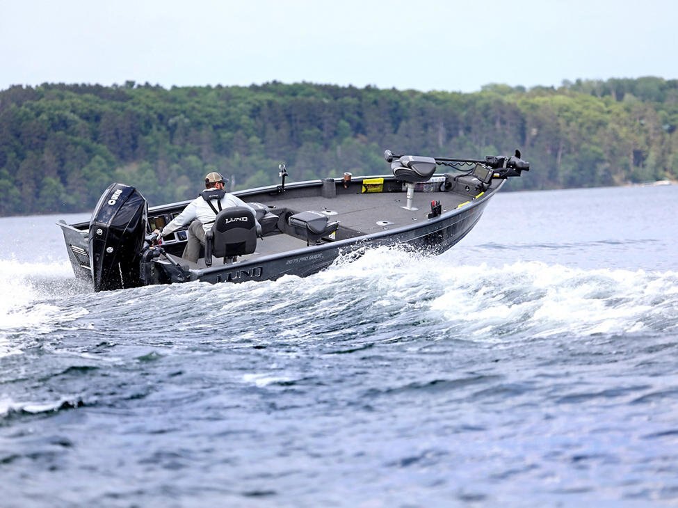 2026 Lund 2075 Pro Guide Tiller