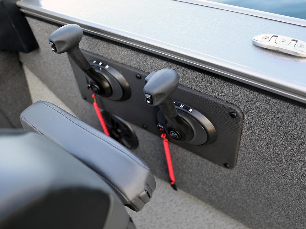 2026 Lund 2075 FISHERMAN Sport