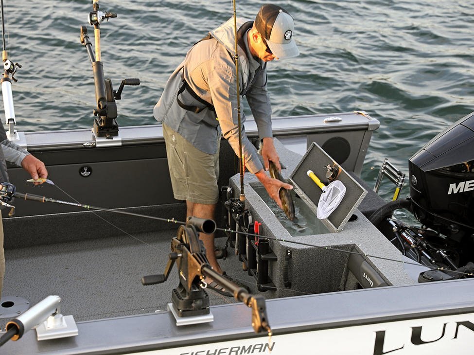 2026 Lund 2075 FISHERMAN Sport