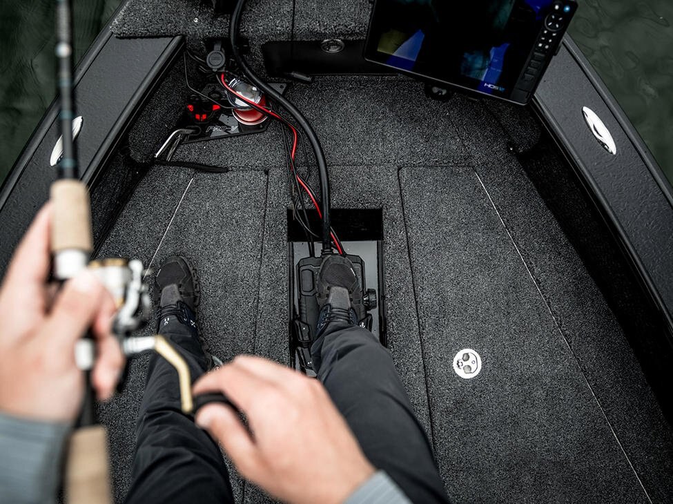 2026 Lund 2075 PRO V Sport