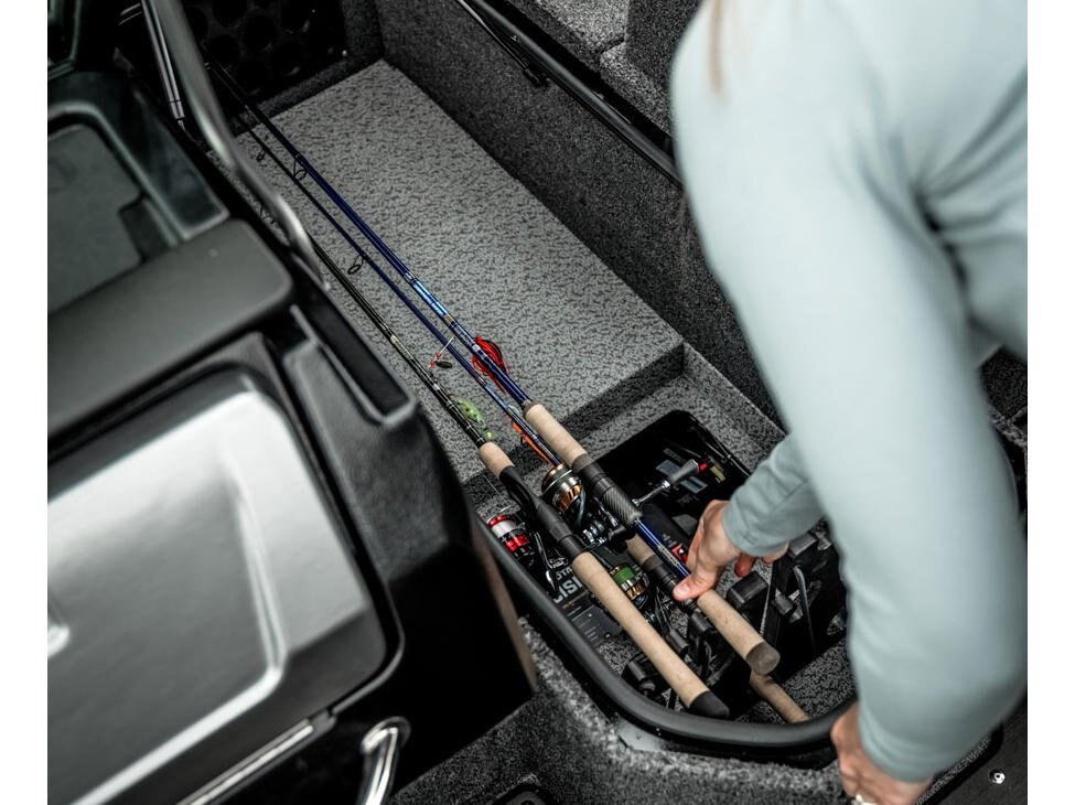 2026 Lund 2075 PRO V Sport