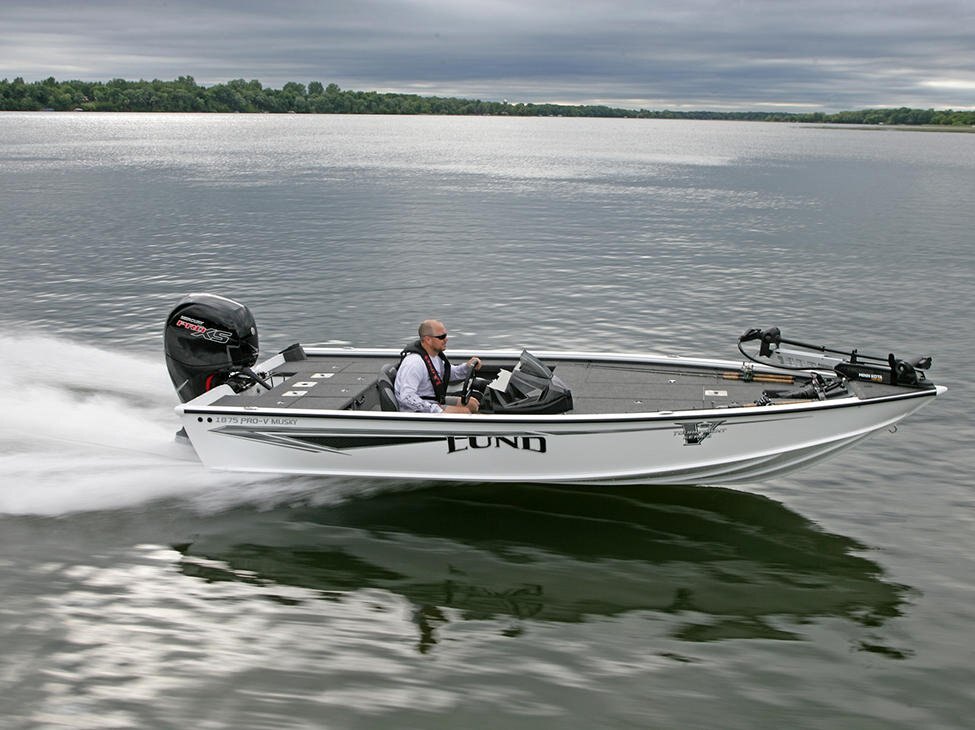 2026 Lund 1875 PRO V MUSKY XS ss