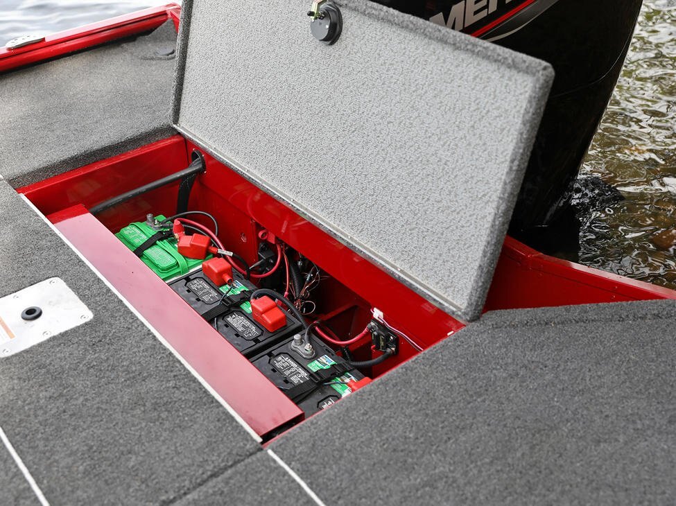 2026 Lund 1775 Renegade SS